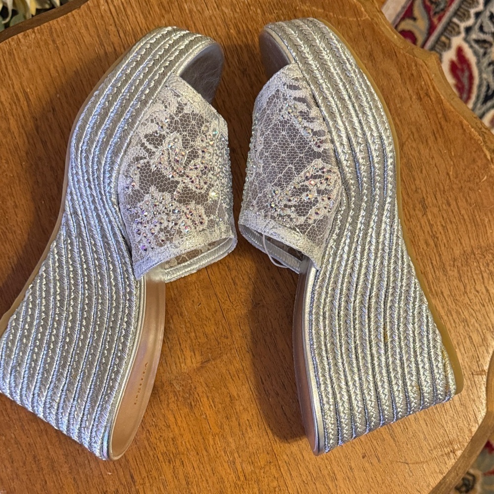 NWT Elegant LeSilla Silver with AB Crystals Women's Wedge Platform Sandals - Picture 10 of 15